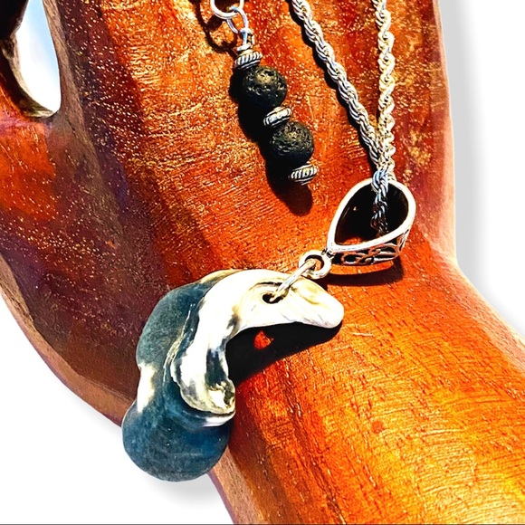 💧SEA SHELL PENDANT | Aromatherapy | OOAK | NWT - Picture 9 of 12